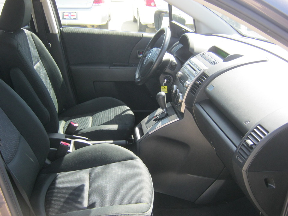 2009 Mazda MAZDA5 Sport
