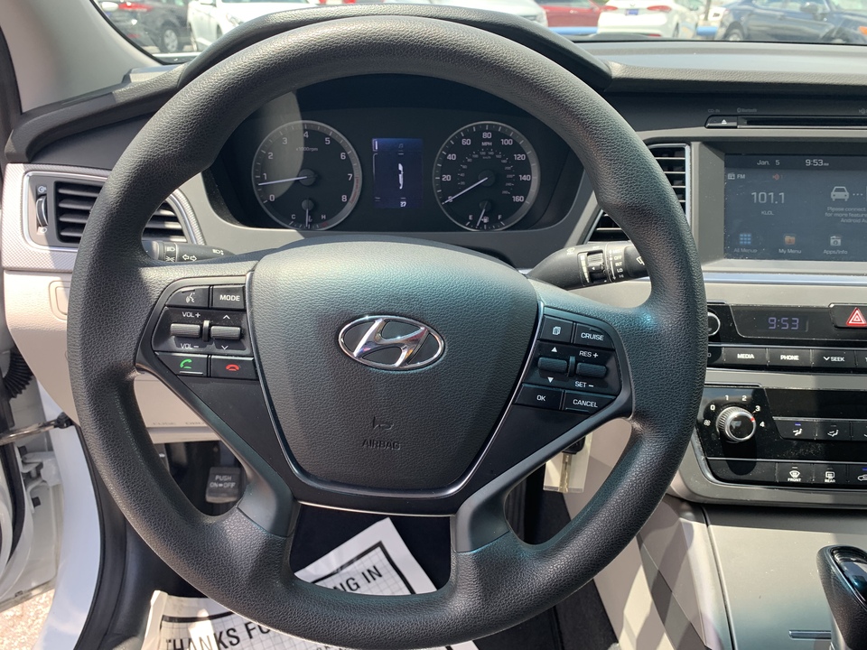 2016 Hyundai Sonata SE