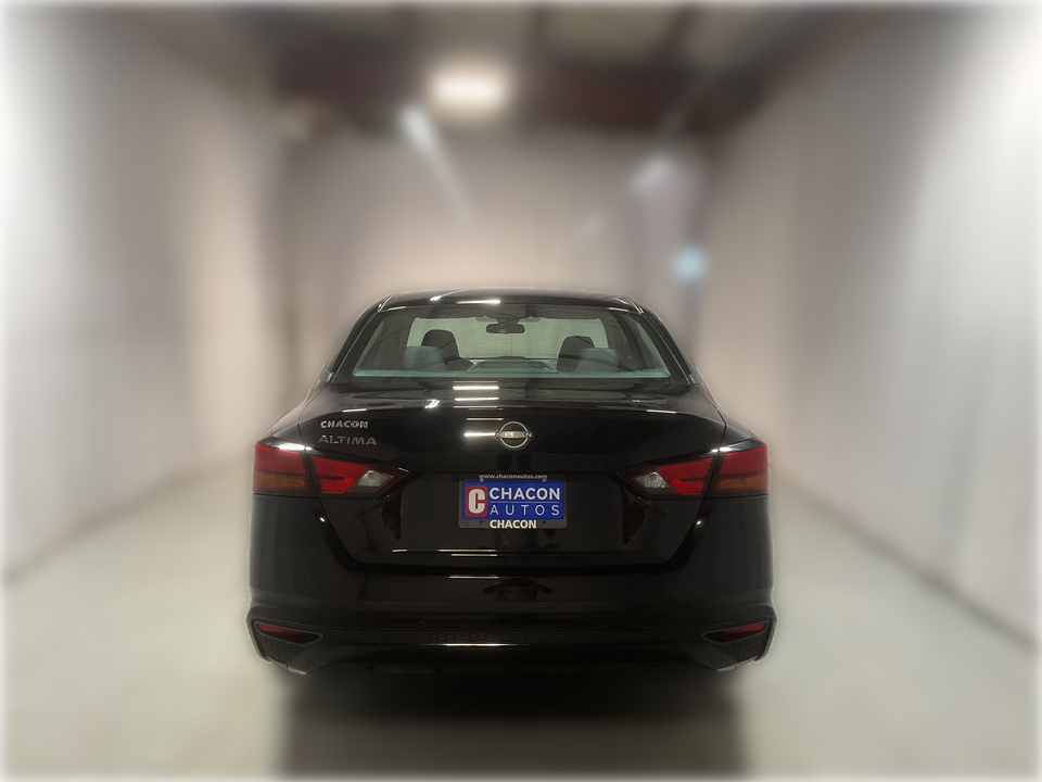 2025 Nissan Altima 2.5 SR