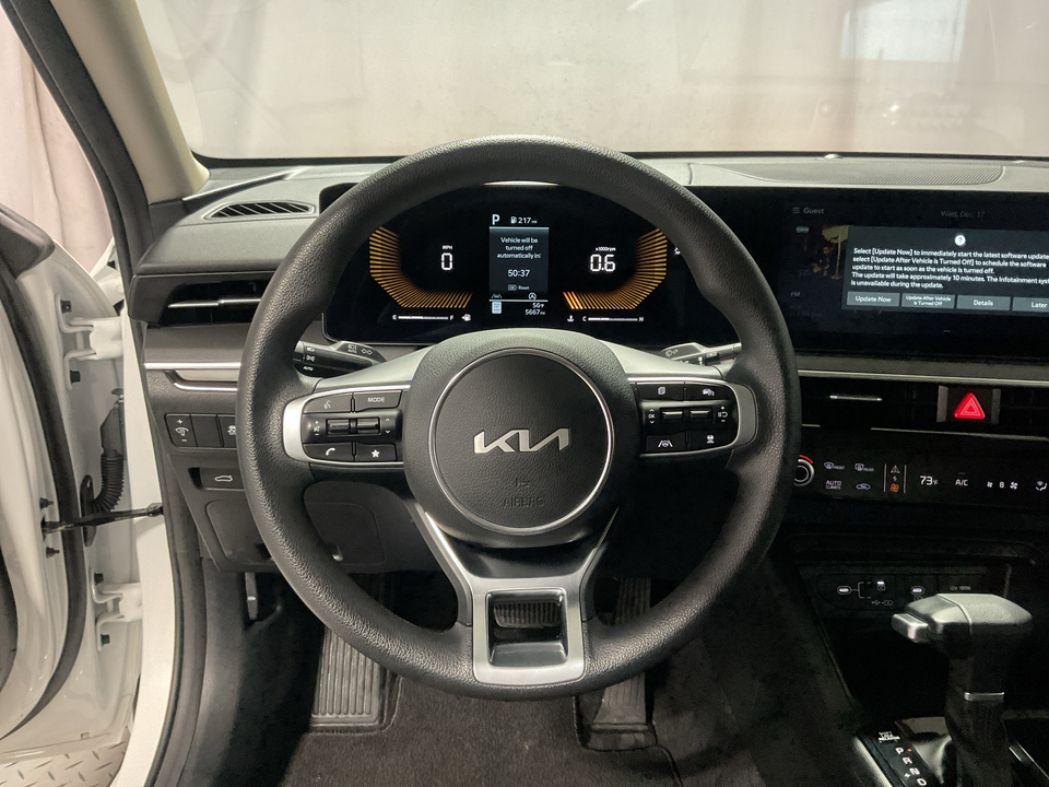 2025 Kia K5 LXS