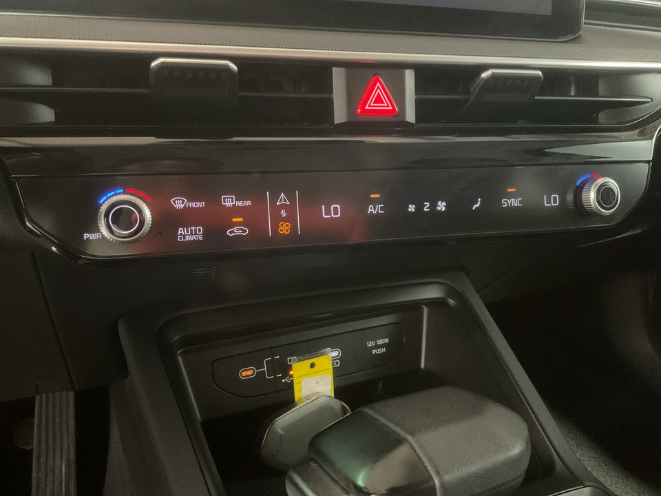 2025 Kia K5 LXS