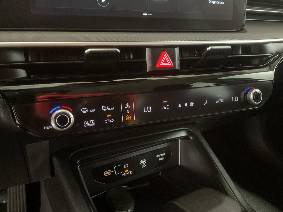 2025 Kia K5 LXS