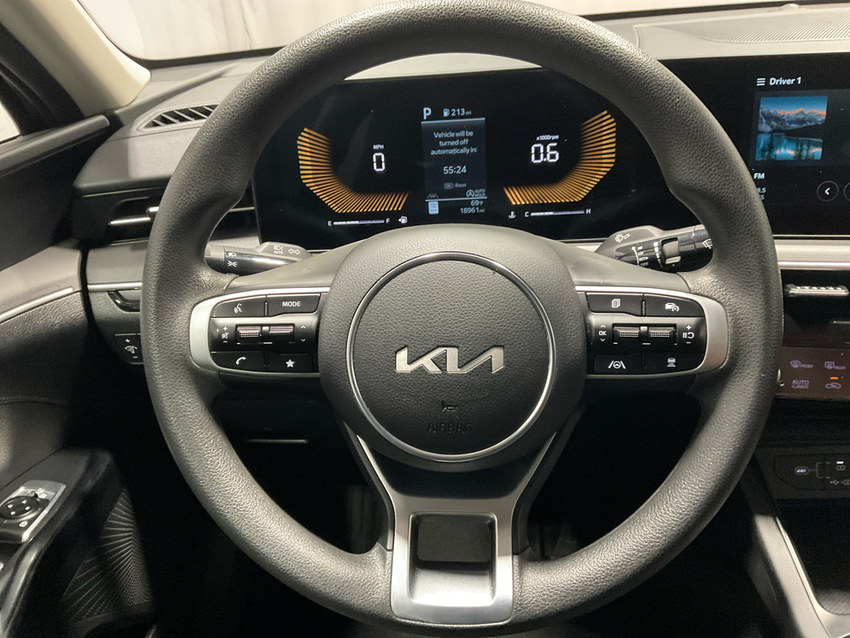 2025 Kia K5 LXS