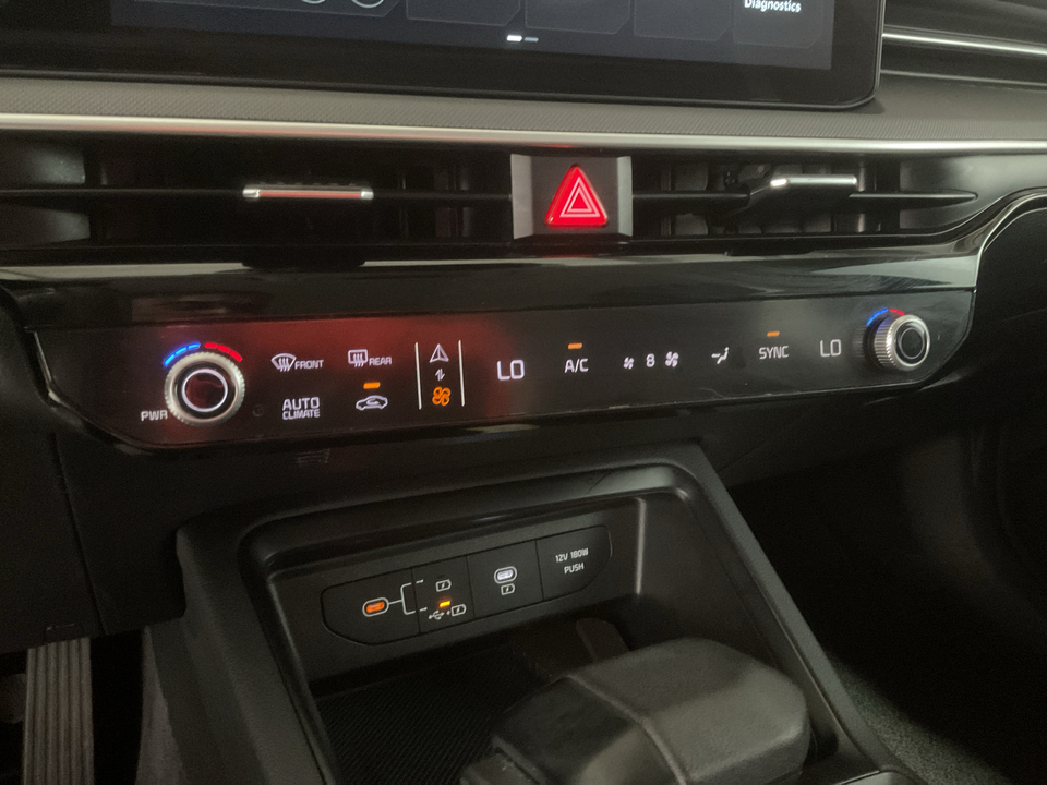 2025 Kia K5 LXS