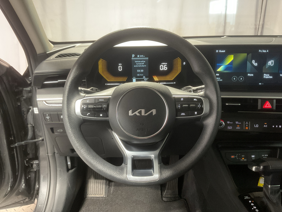 2025 Kia K5 LXS