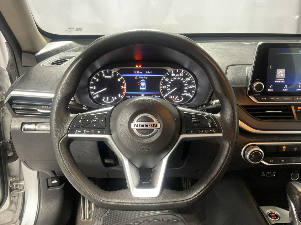 2022 Nissan Altima 2.5 SV