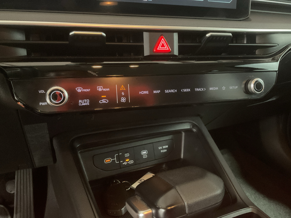 2025 Kia K5 LXS