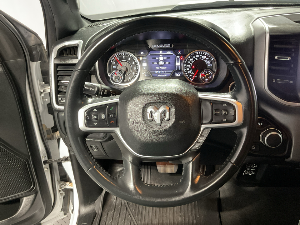 2022 Ram 1500 Big Horn Crew Cab SWB 2WD