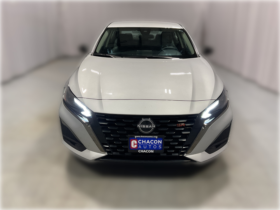 2025 Nissan Altima 2.5 SR photo 2