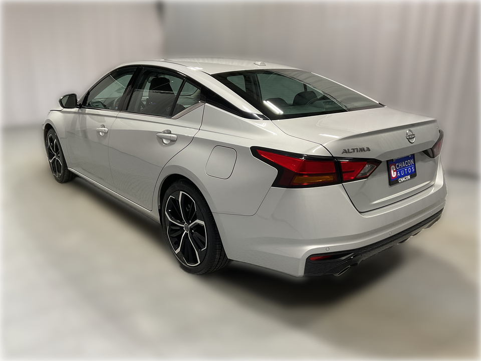 2025 Nissan Altima 2.5 SR photo 4