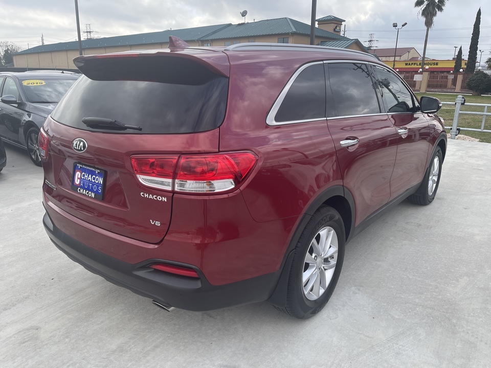 2018 Kia Sorento LX V6 2WD