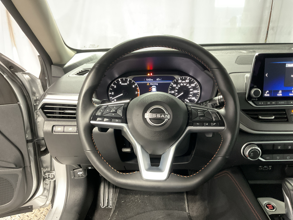 2025 Nissan Altima 2.5 SR