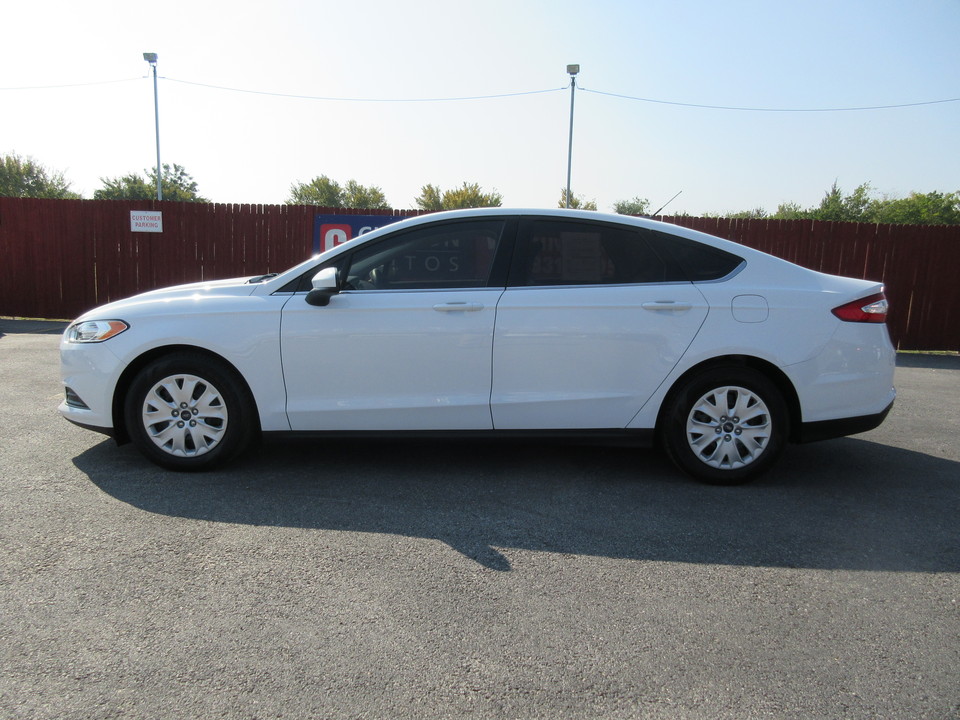 2014 Ford Fusion S