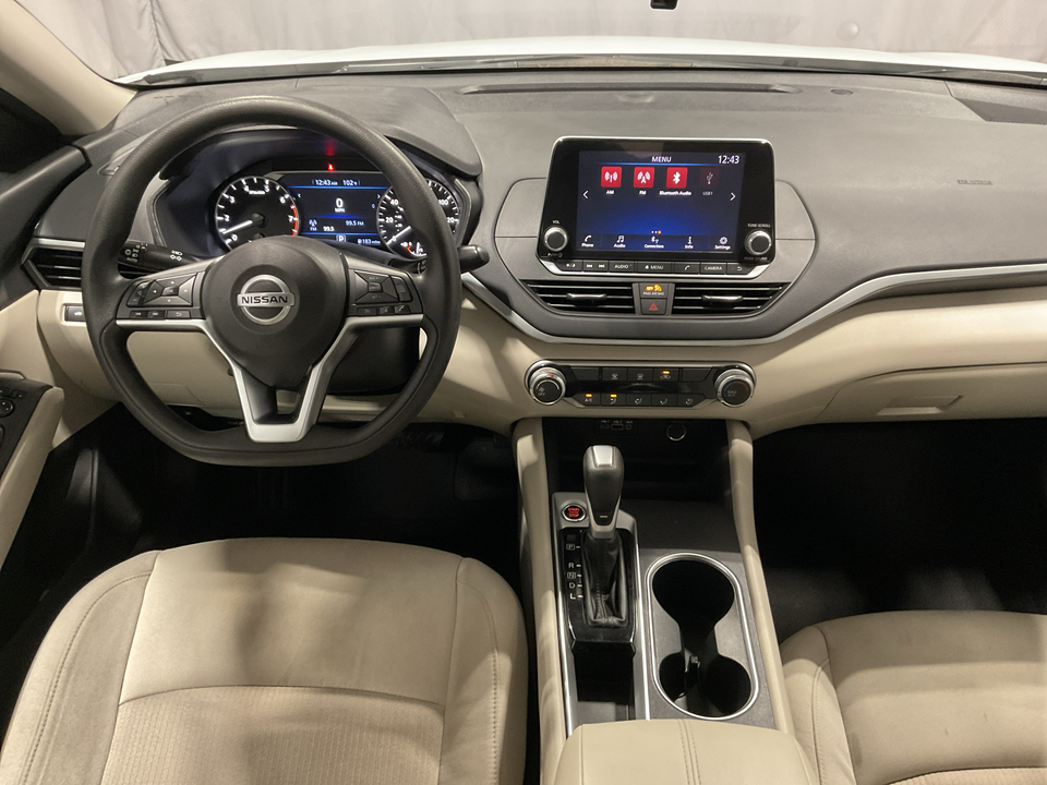 2022 Nissan Altima 2.5 SV