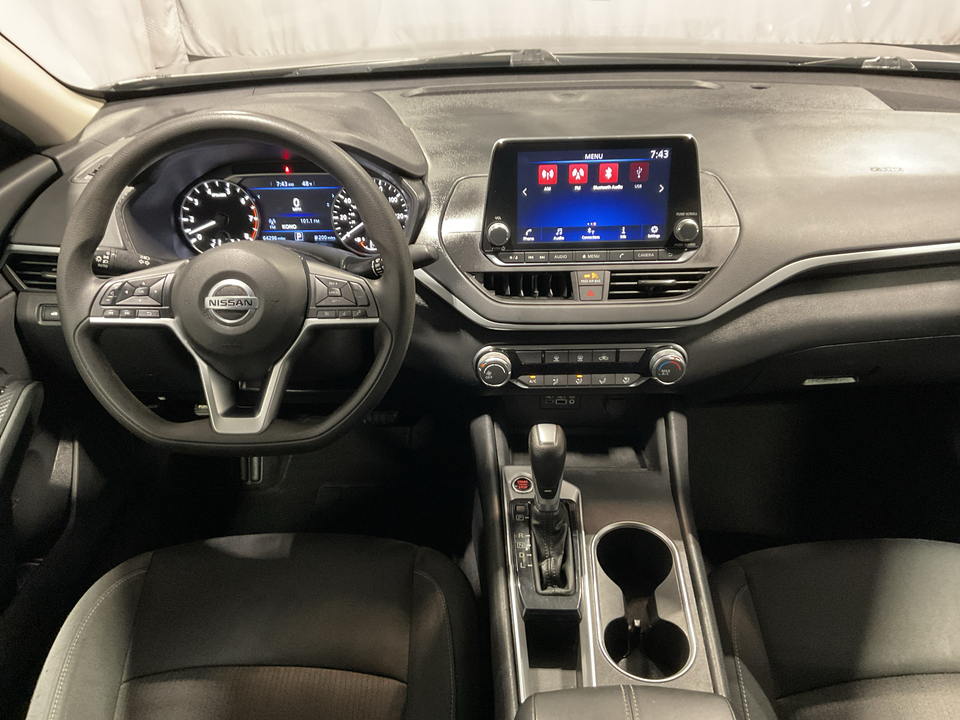 2022 Nissan Altima 2.5 SV