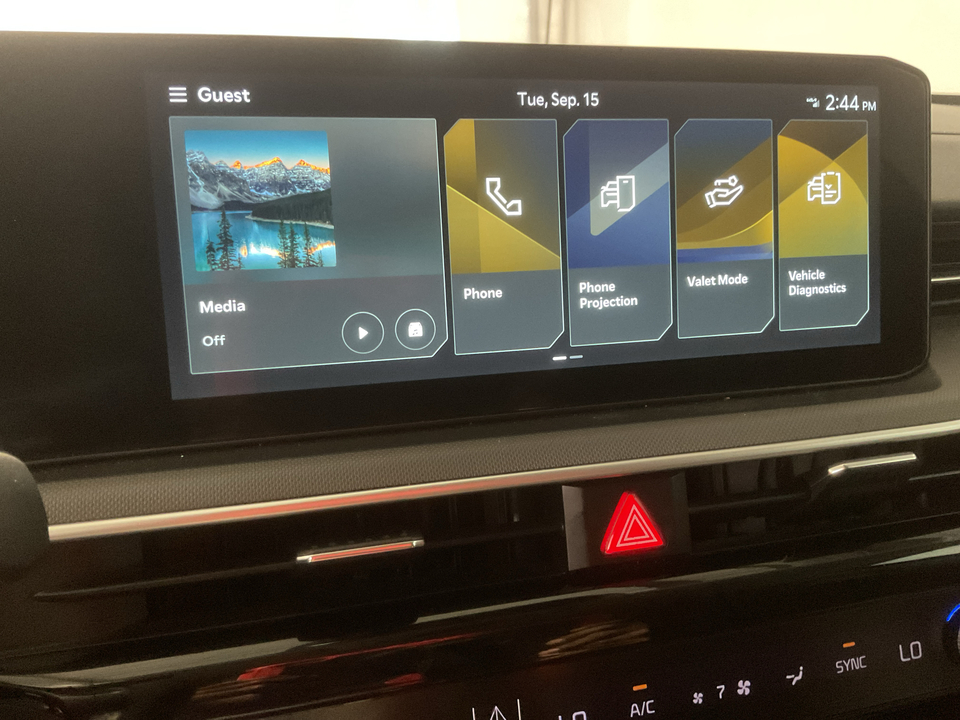 2025 Kia K5 LXS