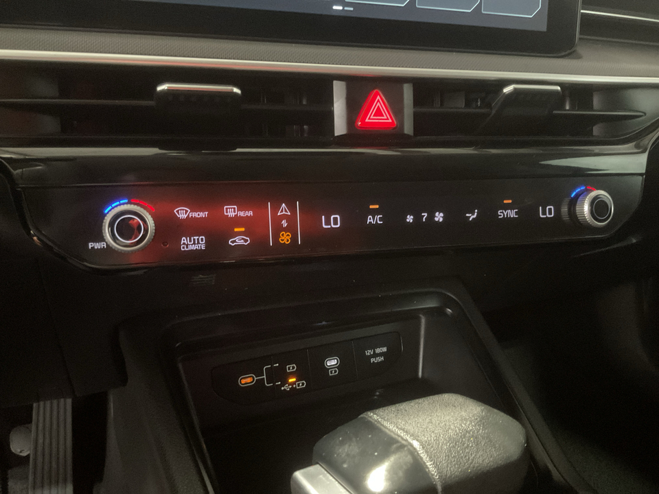 2025 Kia K5 LXS