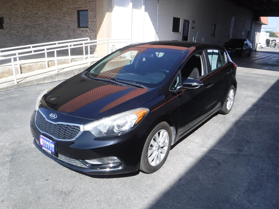 Used 2015 Kia Forte 5-Door In San Antonio, TX ( B382860 ) | Chacon Autos