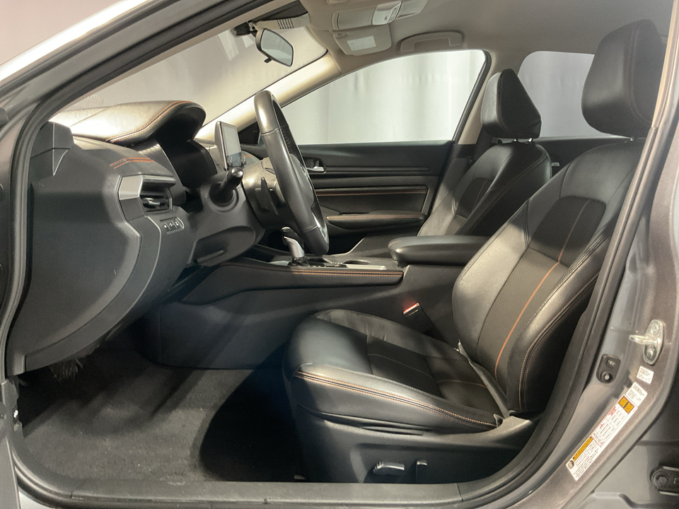 2022 Nissan Altima 2.5 SR AWD