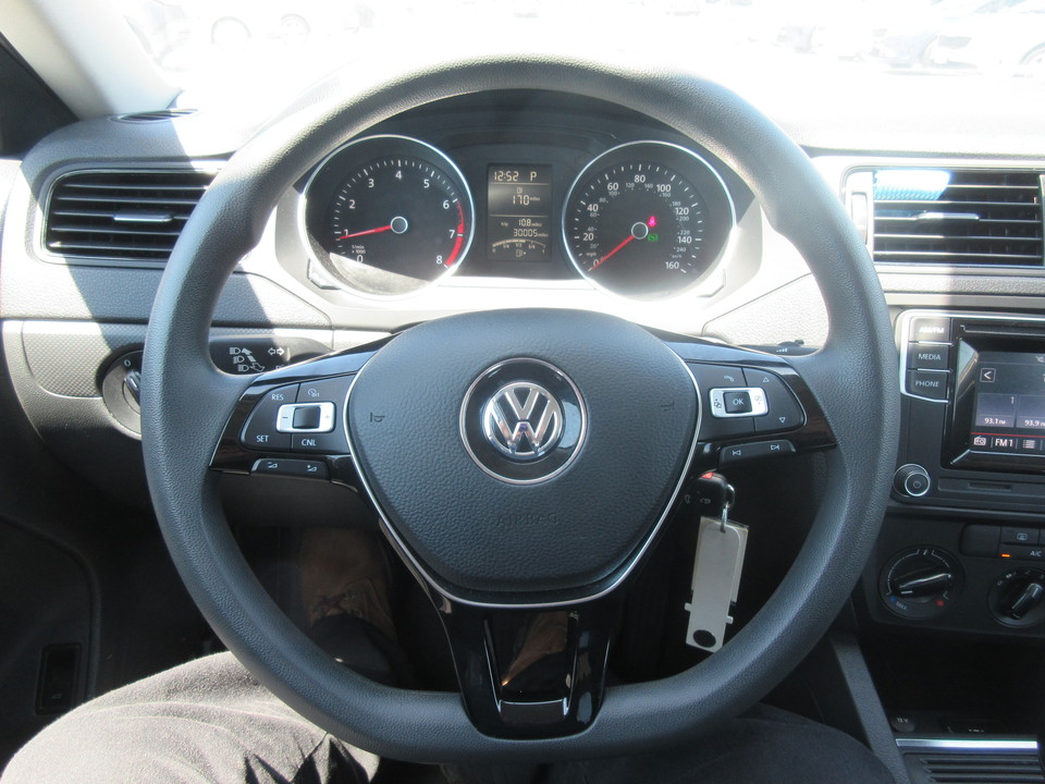 2016 Volkswagen Jetta 1.4T S 6A