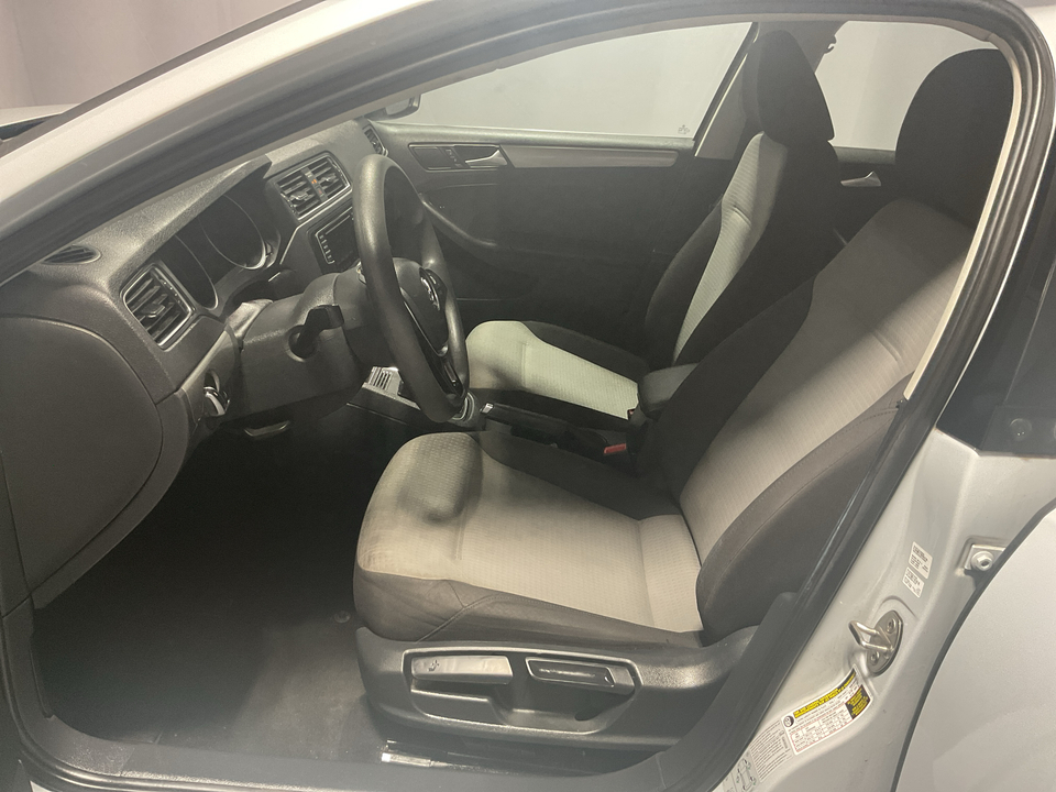 2017 Volkswagen Jetta 1.4T S 6A