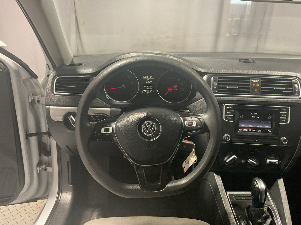 2017 Volkswagen Jetta 1.4T S 6A