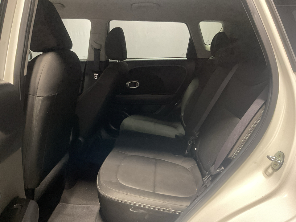 2016 Kia Soul Base 6A