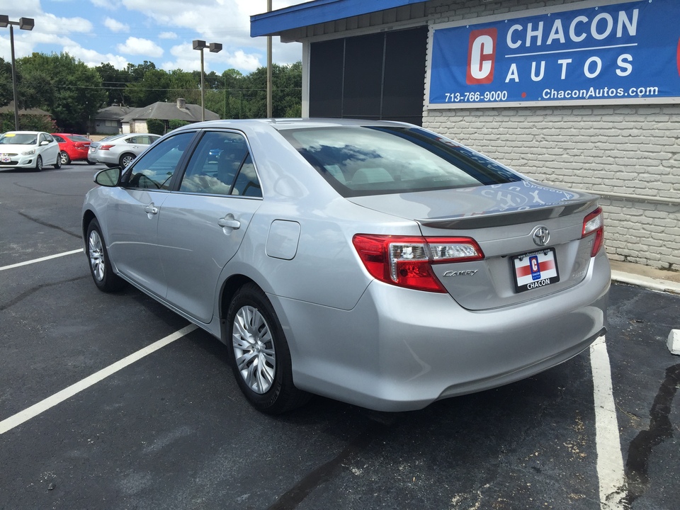 2014 Toyota Camry LE