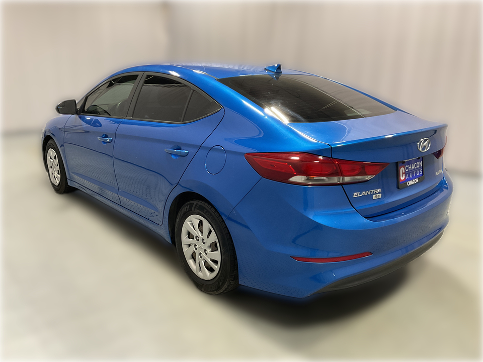 2017 Hyundai Elantra SE 6AT
