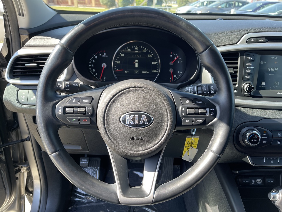 2018 Kia Sorento LX V6 2WD