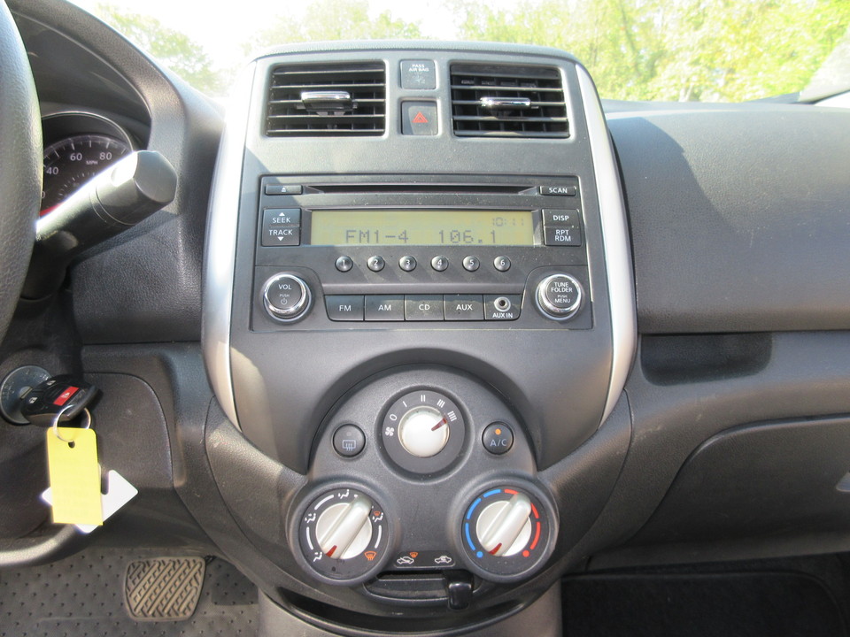 2014 Nissan Versa Note SV