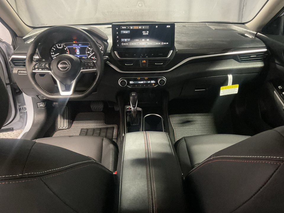 2025 Nissan Altima 2.5 SR