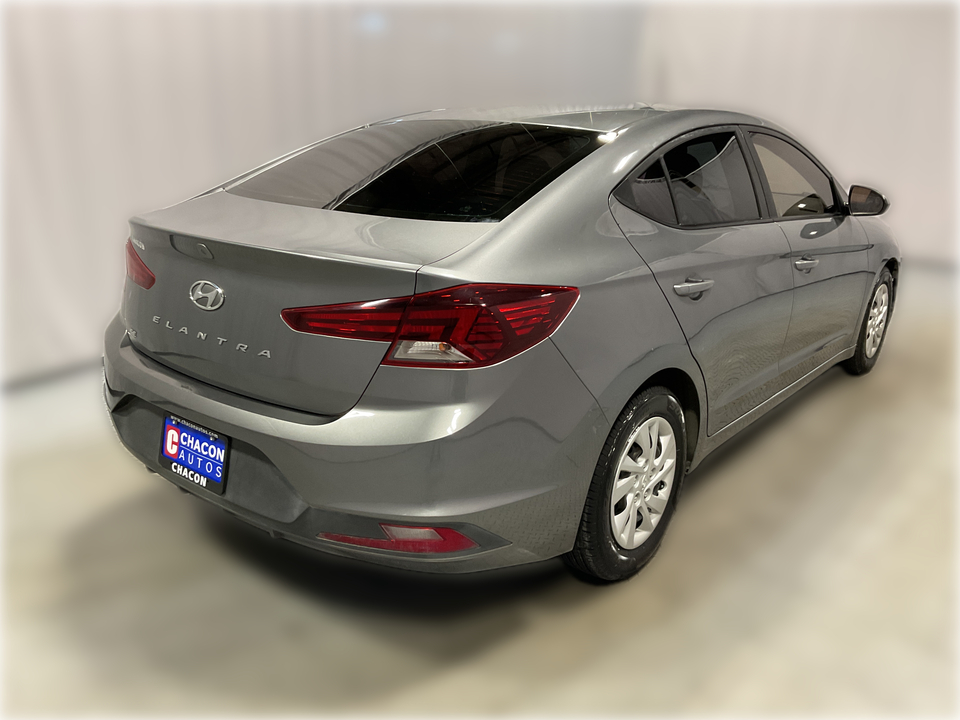 2019 Hyundai Elantra SE 6AT