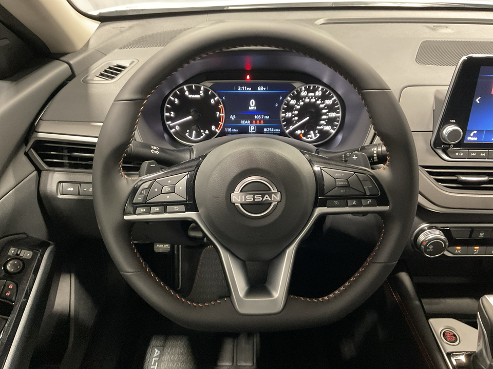 2025 Nissan Altima 2.5 SR