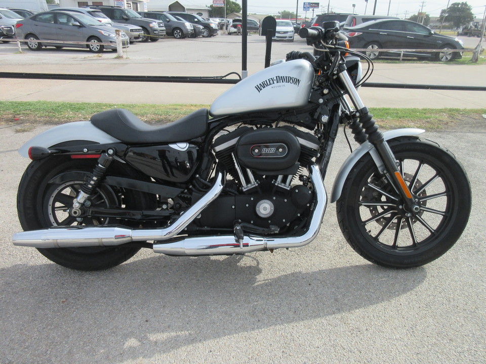 2015 Harley-Davidson XL883N