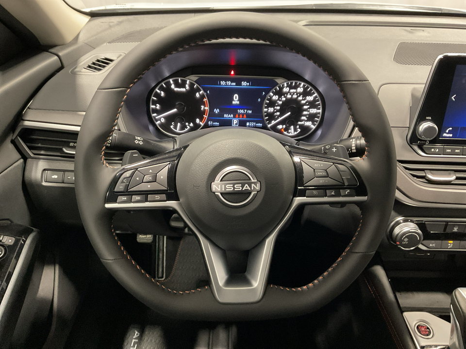 2025 Nissan Altima 2.5 SR