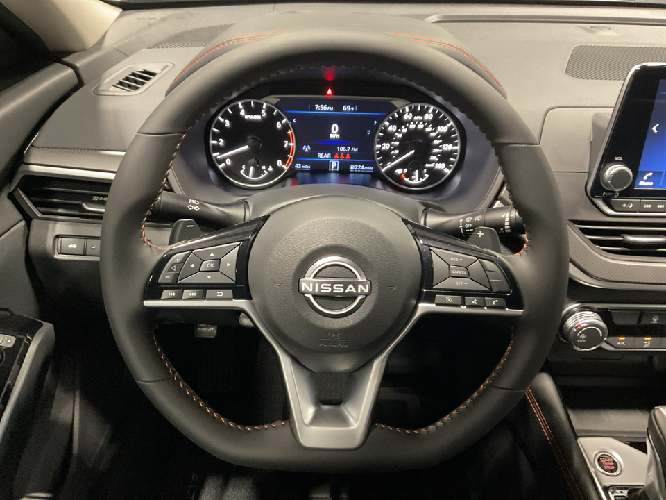 2025 Nissan Altima 2.5 SR