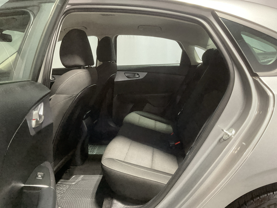 2022 Kia Forte FE