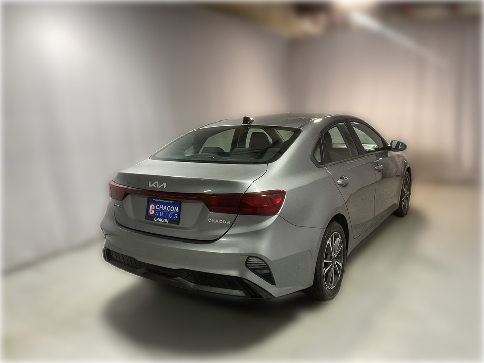 2022 Kia Forte FE