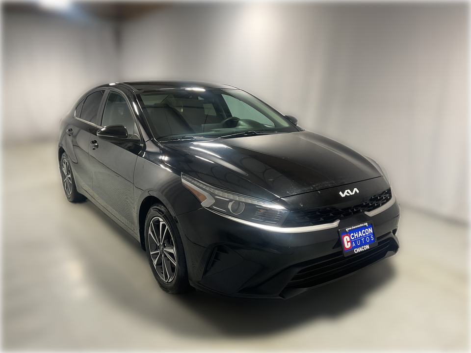 2022 Kia Forte FE