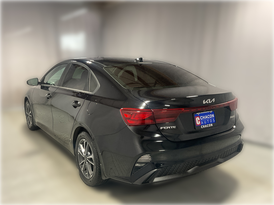 2022 Kia Forte FE