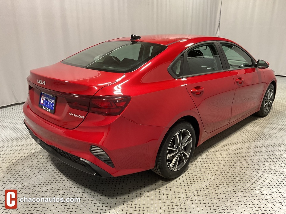 2022 Kia Forte FE