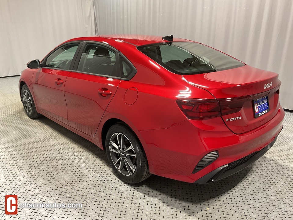 2022 Kia Forte FE