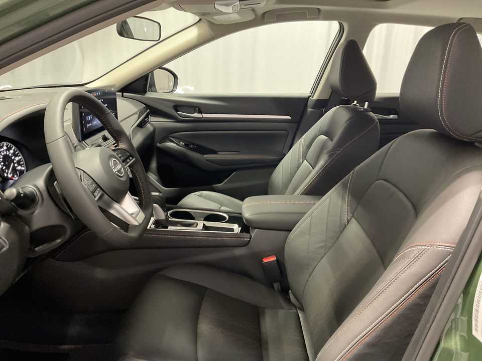 2025 Nissan Altima 2.5 SR