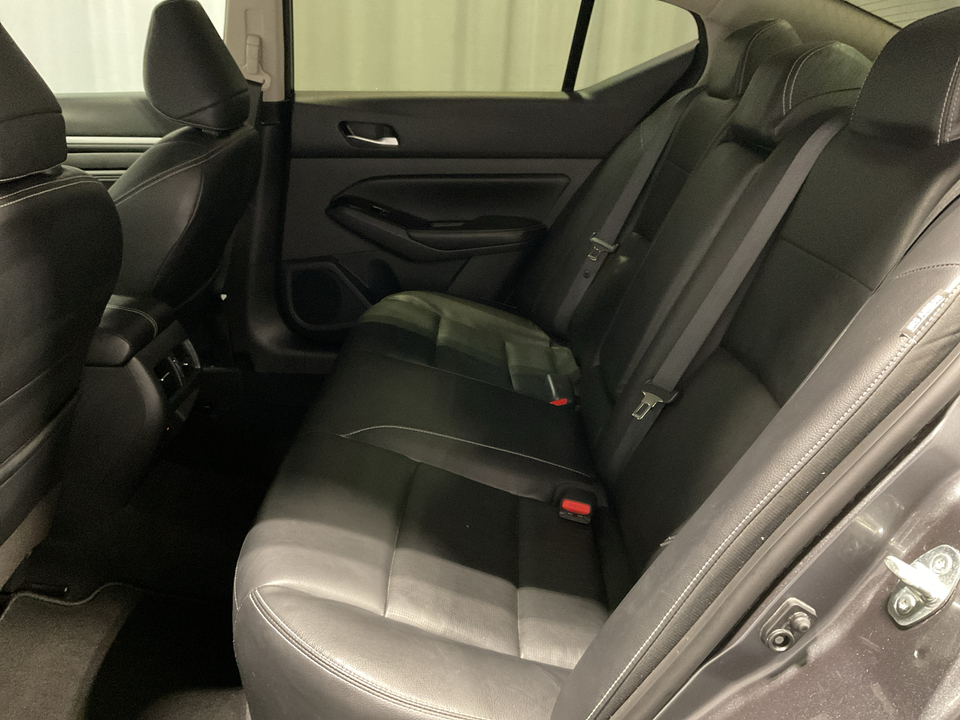 2022 Nissan Altima 2.5 SL