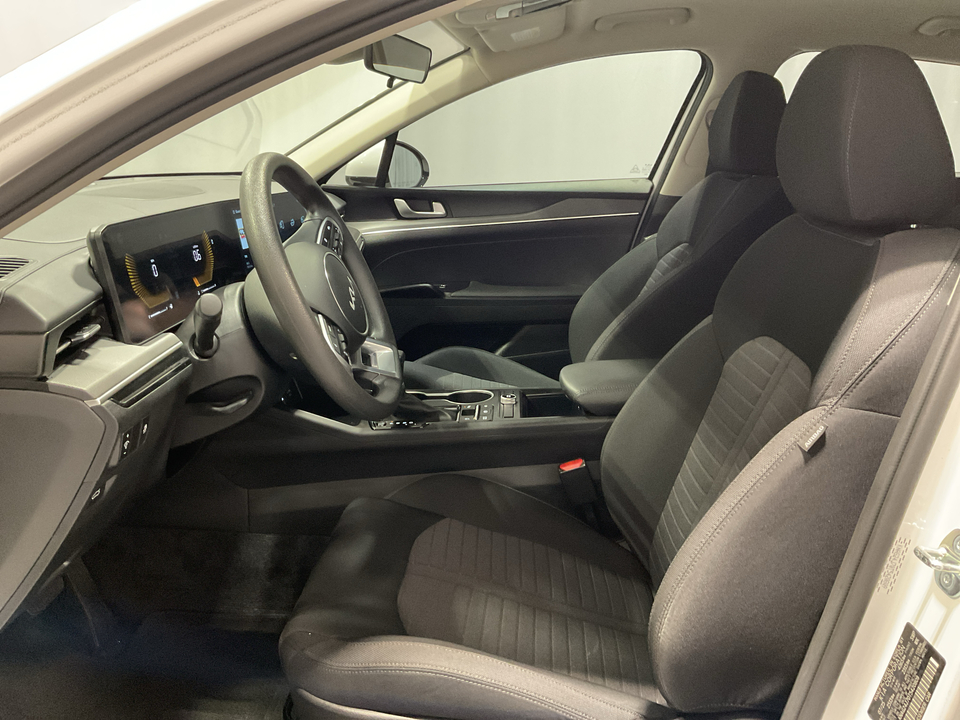 2026 Kia K5 LXS