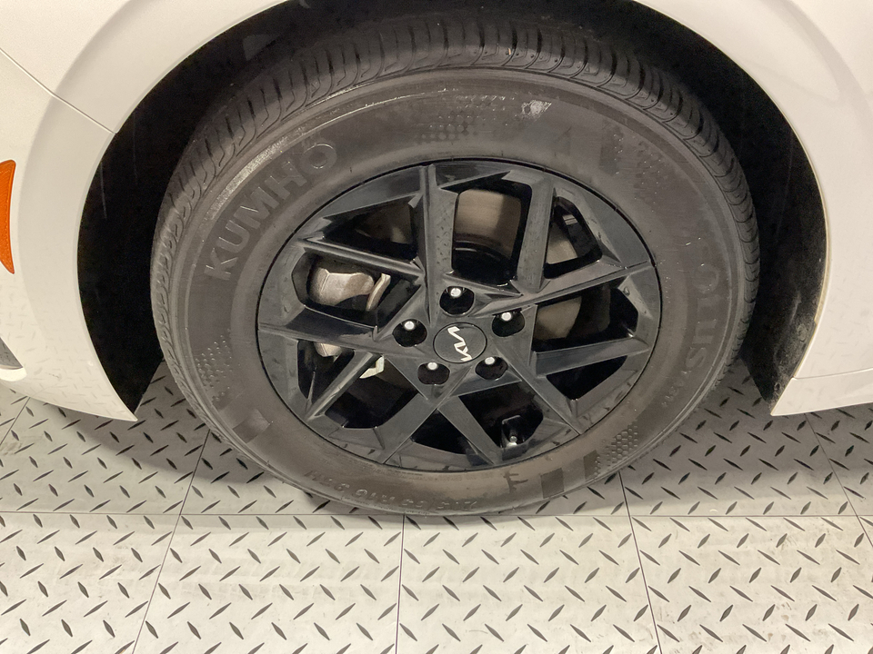 2026 Kia K5 LXS