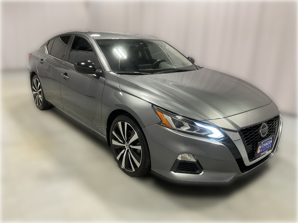 2022 Nissan Altima SR