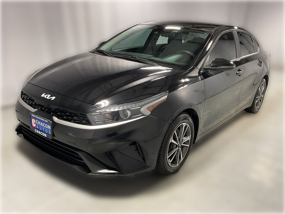 2022 Kia Forte FE