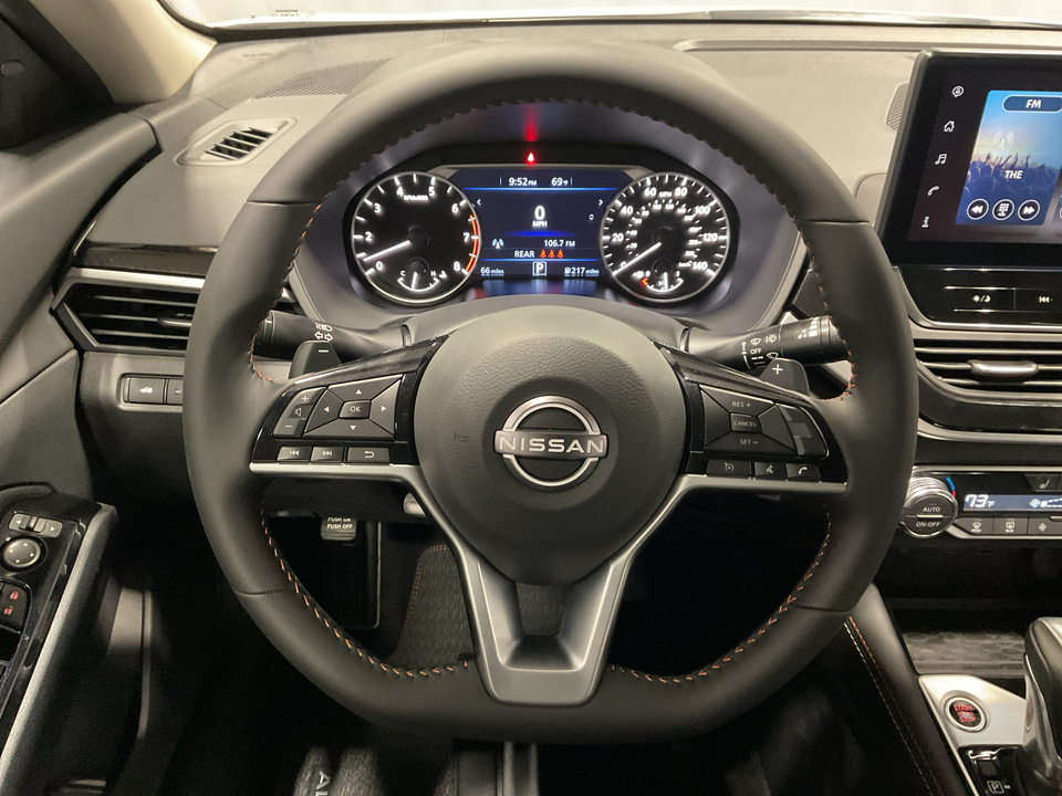 2025 Nissan Altima 2.5 SR